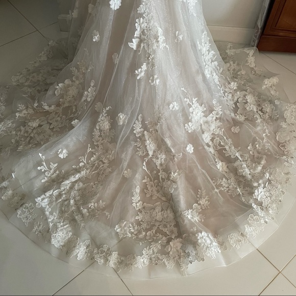 COPY - Oleg Cassini sleeveless beaded floral trumpet wedding gown with low back - Picture 7 of 17